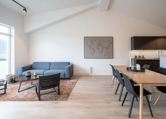Staying Apt 3 - New And Modern
