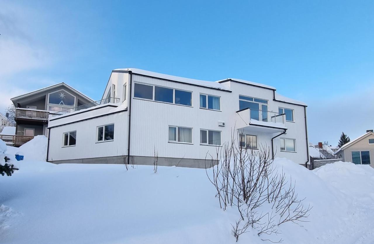 Staying 3 - New And Modern