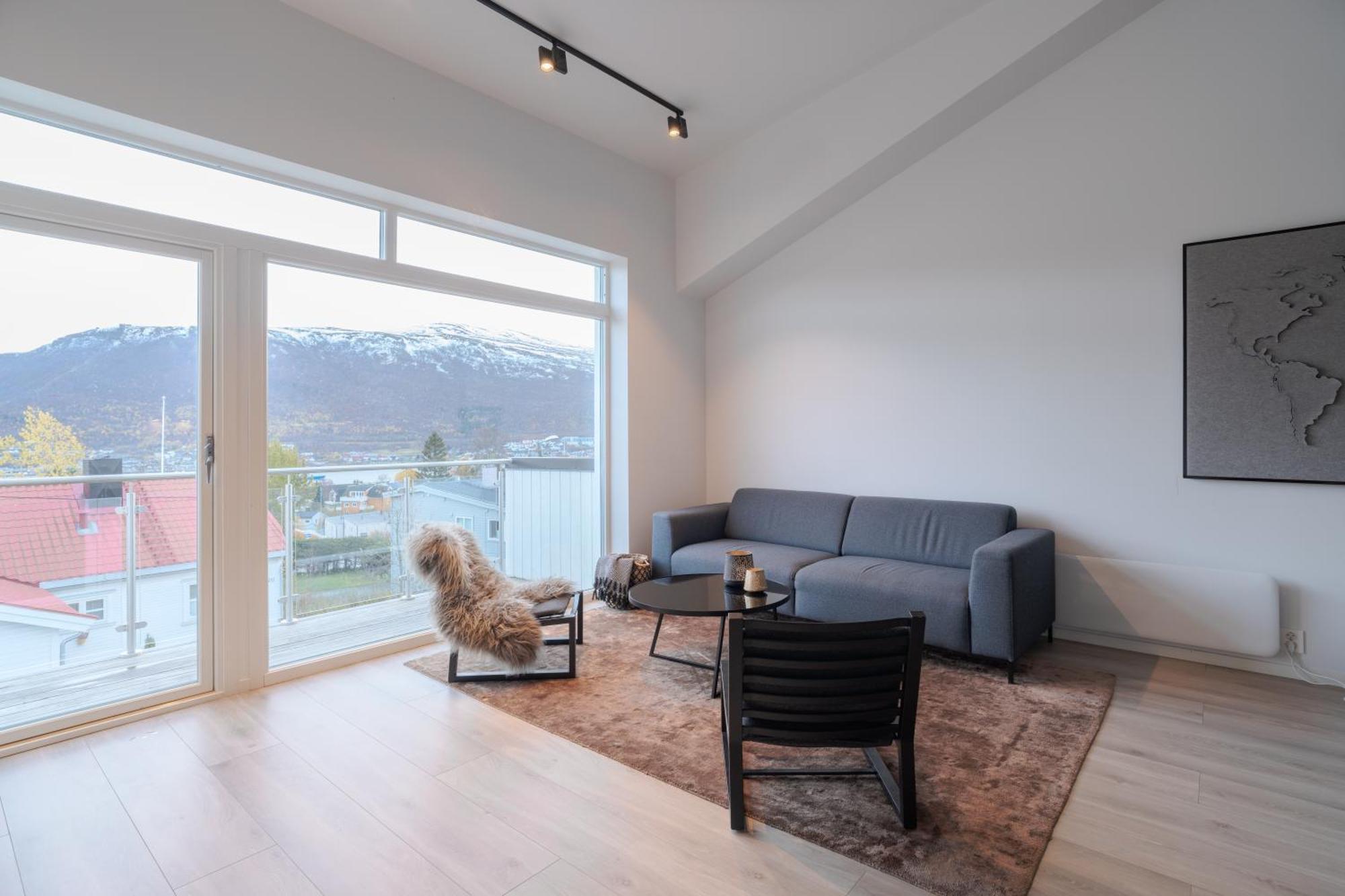 Staying 3 - New And Modern Tromso