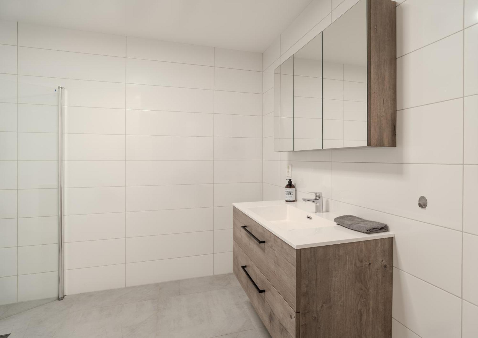 Staying 3 - New And Modern Apartment *